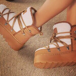 winter boots beige and white size 8 - 8.5